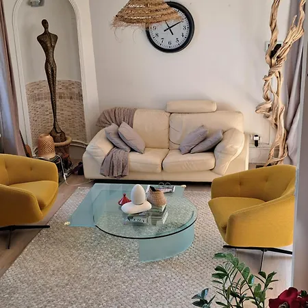 Grand Duplex Spacieux En Maison De شقة