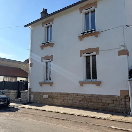 Grand Duplex Spacieux En Maison De ديجون