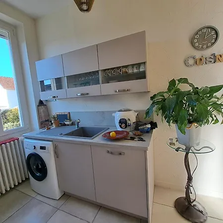 Lägenhet Grand Duplex Spacieux En Maison De Dijon