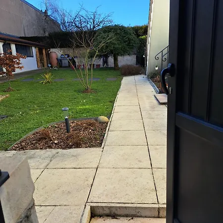 Grand Duplex Spacieux En Maison De